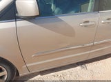 Chrysler Town & Country Touring 2C4RC1BG8GR281379 fotografie