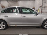Volkswagen Passat 2.5L Se 1VWBP7A34CC009323 снимка