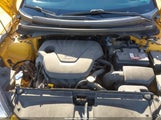 Hyundai Veloster Base W/Black KMHTC6AD1DU134650 снимка