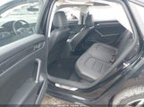 Volkswagen Passat 2.0T R-Line 1VWMA7A34LC008022 снимка