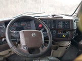 Volvo Vnl 4V4NC9EJXHN972677 снимка