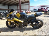 Suzuki Gsx-R600 JS1GN7EA582108943 снимка