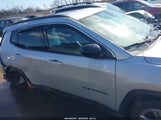 Jeep Compass Latitude 4X4 3C4NJDBN6RT108027 снимка