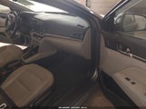 Hyundai Elantra Limited 5NPD84LF0LH519610 photo