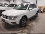 Volkswagen Tiguan 2.0T Se/2.0T Se R-Line Black/2.0T Sel 3VV2B7AXXLM071300 снимка