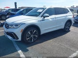 Volkswagen Tiguan 2.0T Sel R-Line 3VV4B7AX7RM083616 fotografie