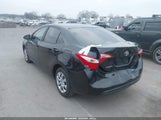 Toyota Corolla Le 5YFBURHE8HP728149 fotografie