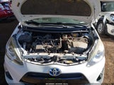 Toyota Prius C Two JTDKDTB31F1584000 снимка