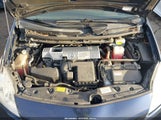 Toyota Prius Two JTDKN3DU4F0413539 fotografie
