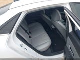 Hyundai Elantra Limited 5NPLP4AG8NH072330 fotografie