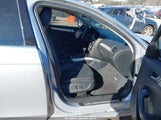 Audi A4 2.0T Premium WAUAFAFLXFN009503 снимка