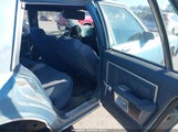 Chevrolet Caprice 1G1BL51E4KR158579 снимка