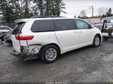 Toyota Sienna Xle Premium 8 Passenger 5TDYZ3DC1HS793445 снимка