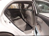 Toyota Corolla Le 2T1BU4EE4DC009806 снимка