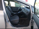 Toyota Prius Two JTDKN3DU9D5572220 снимка