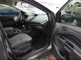 Ford Escape S 1FMCU0F77HUF04809 fotografie