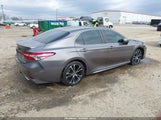 Toyota Camry Se 4T1B11HK7JU673245 fotografie