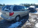 Chrysler Town & Country 1A4GJ45R47B247735 снимка