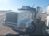 International  9400I 2HSCNAPR87C300646 снимка