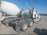 International  9400I 2HSCNAPR87C300646 снимка