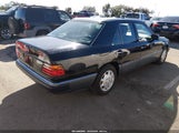 Mercedes-Benz 400 E WDBEA34E0NB819661 снимка