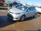 Toyota Corolla Le 2T1BURHE8JC985995 снимка