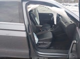 Volkswagen Tiguan 2.0T Se/2.0T Sel/2.0T Sel R-Line/2.0T Sel R-Line Black 3VV2B7AX3KM041733 photo