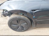 Tesla Model Y Premium Rear-Wheel Drive/Standard Rear-Wheel Drive 7SAYGDED8TF436878 снимка