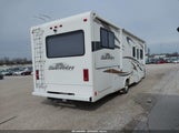 Ford E-450 Cutaway 1FDXE4FS1BDA80626 снимка