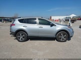 Toyota Rav4 Xle JTMWFREV5JJ160534 fotografie