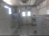 GMC Savana Cutaway Work Van 1GDJG31U571244648 снимка