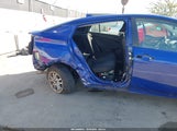 Toyota Prius Three JTDKARFU7H3052790 снимка