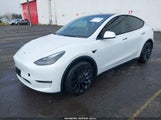 Tesla Model Y Performance Dual Motor All-Wheel Drive 7SAYGDEF3NF408068 fotografie