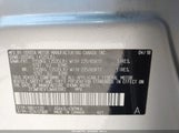 Toyota Rav4 Xle 2T3WFREV1JW461982 снимка