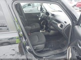 Jeep Renegade Latitude 4X4 ZACCJBBB3HPG34669 снимка