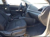 Hyundai Elantra Sel 5NPD84LF3JH282964 снимка