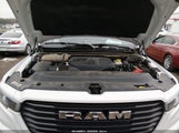 Ram  Laramie 4X4 5'7 Box 1C6SRFJP8SN582391 снимка