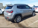 Jeep Compass Latitude Lux 4X4 3C4NJDFB8NT187064 снимка