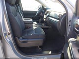 Toyota Tundra Sr5 5.7L V8 5TFEY5F14KX251223 fotografie