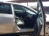 Toyota Corolla Le 5YFBURHE2HP654968 снимка