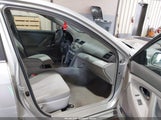 Toyota Camry Le 4T4BF3EK4AR027328 снимка