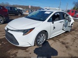 Toyota Corolla Le JTDEPRAE6LJ092424 снимка