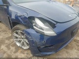 Tesla Model Y Long Range Dual Motor All-Wheel Drive 5YJYGDEE7MF066711 fotografie