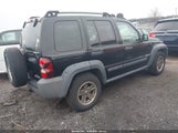 Jeep Liberty Renegade 1J4GL38K96W272687 fotografie