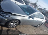 Mercedes-Benz E 350 WDDHF5GB0AA217944 снимка