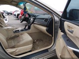 Toyota Camry Le 4T1BF1FK2FU906167 снимка