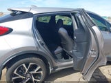 Toyota C-Hr Xle JTNKHMBX5L1088685 photo