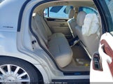 Lincoln Town Car Signature 1LNHM81W47Y621127 fotografie