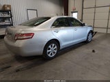 Toyota Camry Le 4T4BF3EK2AR064751 снимка