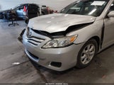 Toyota Camry Le 4T4BF3EK2AR064751 снимка